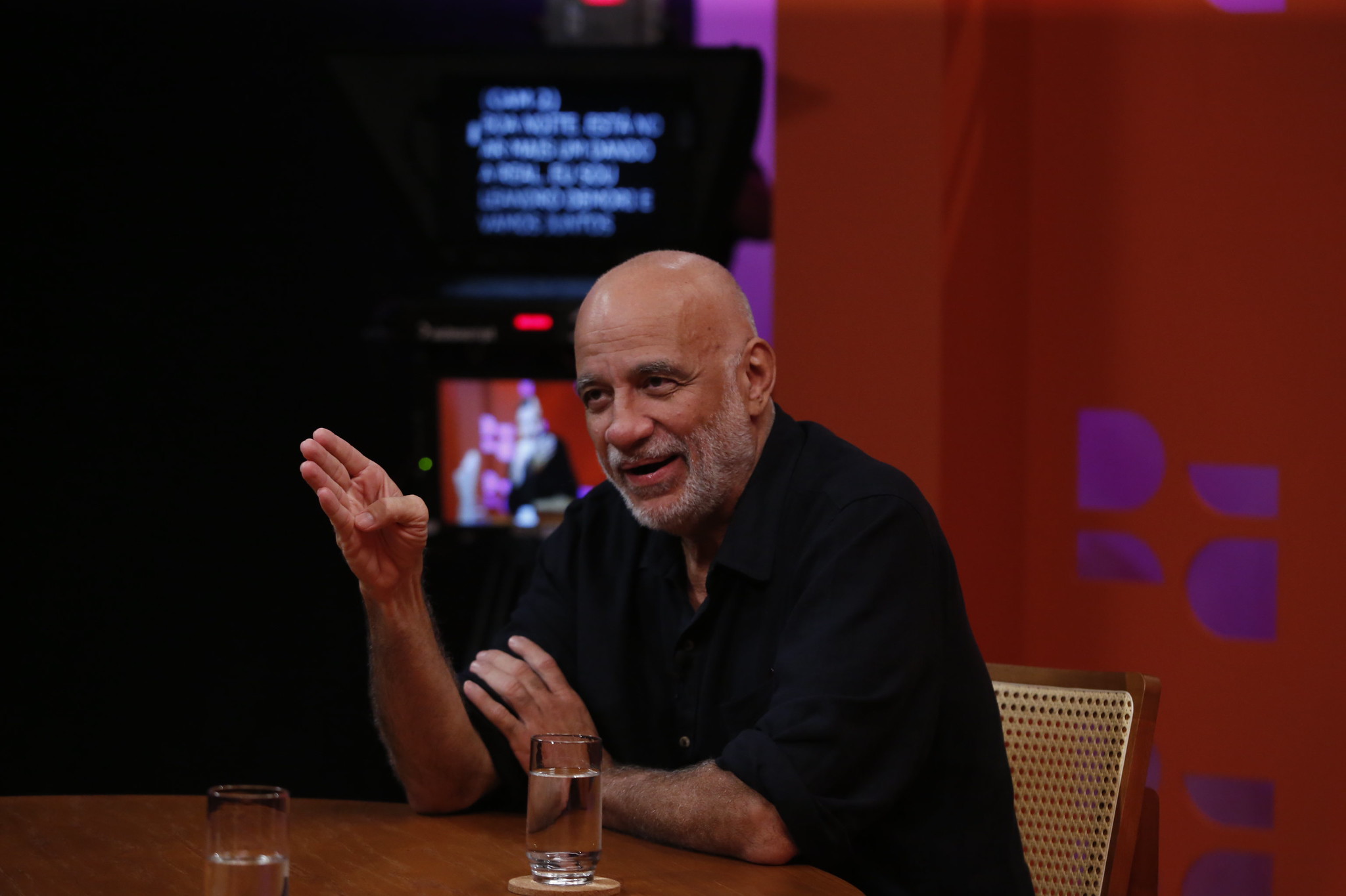 Sociólogo Jessé Souza é alvo de notícia-crime após afirmar que Jeffrey Epstein “é o produto mais perfeito do sionismo judaico”.