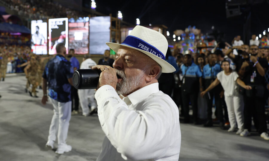 Culto na Sapucaí a Lula: deboche do TSE e obsessão com Bolsonaro
