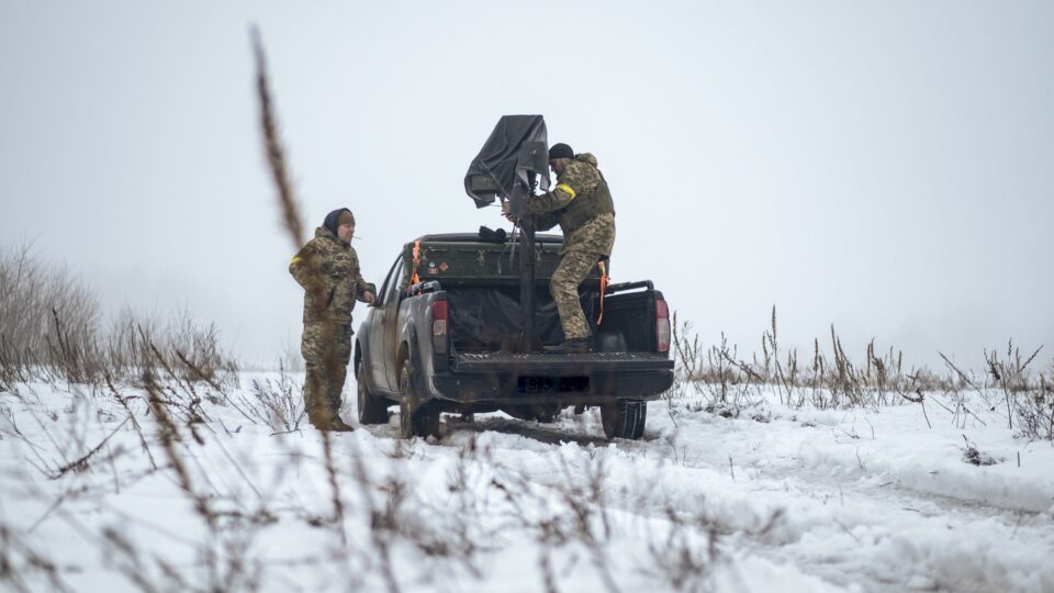 Trump tem pressa, mas não terá paz na Ucrânia sem pressionar Rússia