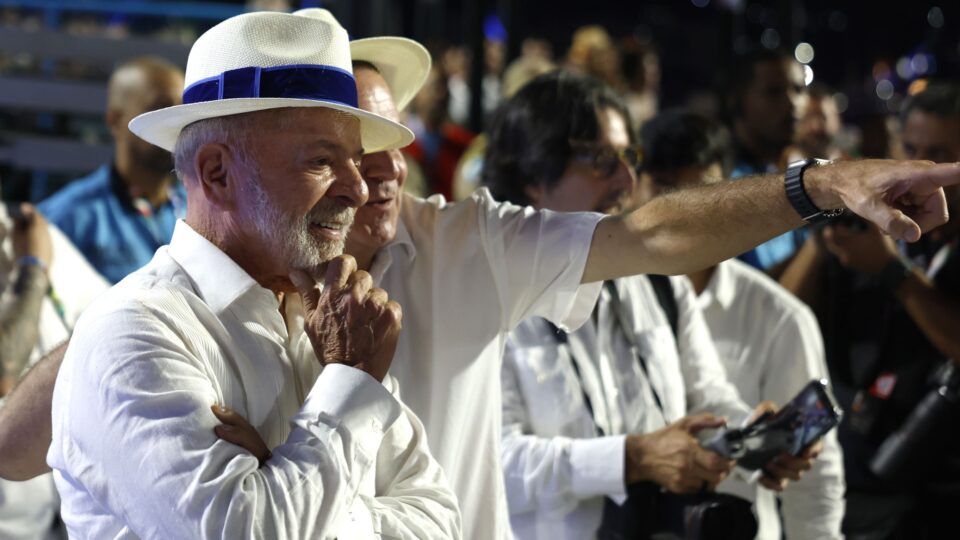 A apoteose da corrupção na Sapucaí