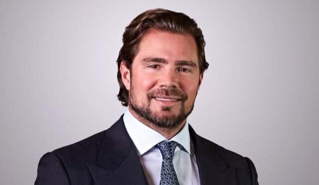 TCU apura festas de Vorcaro em Trancoso com participação de autoridades