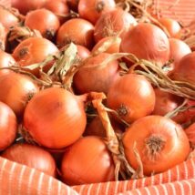 Preço de venda do quilo chegou a R$ 0,70 em algumas regiões, o que representa metade do custo de produção. Imagem referente a matéria