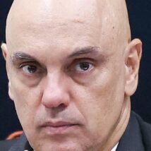 Alexandre de Moraes foi atrás de informações potencialmente sensíveis de outros ministros da Corte. Imagem referente a matéria