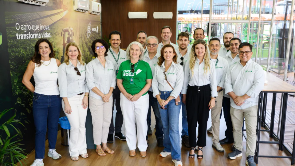 No Show Rural, BRDE fortalece o Banco do Agricultor com 3.127 projetos contratados, ampliando crédito e investimentos sustentáveis no agronegócio paranaense.