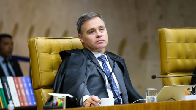 André Mendonça manda Alcolumbre devolver dados de Vorcaro para PF e CPMI do INSS