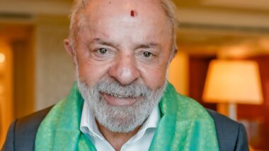 Em entrevista na Índia, petista retomou ataques às “big techs” e defendeu regulação das redes sociais e IA. Imagem referente a matéria