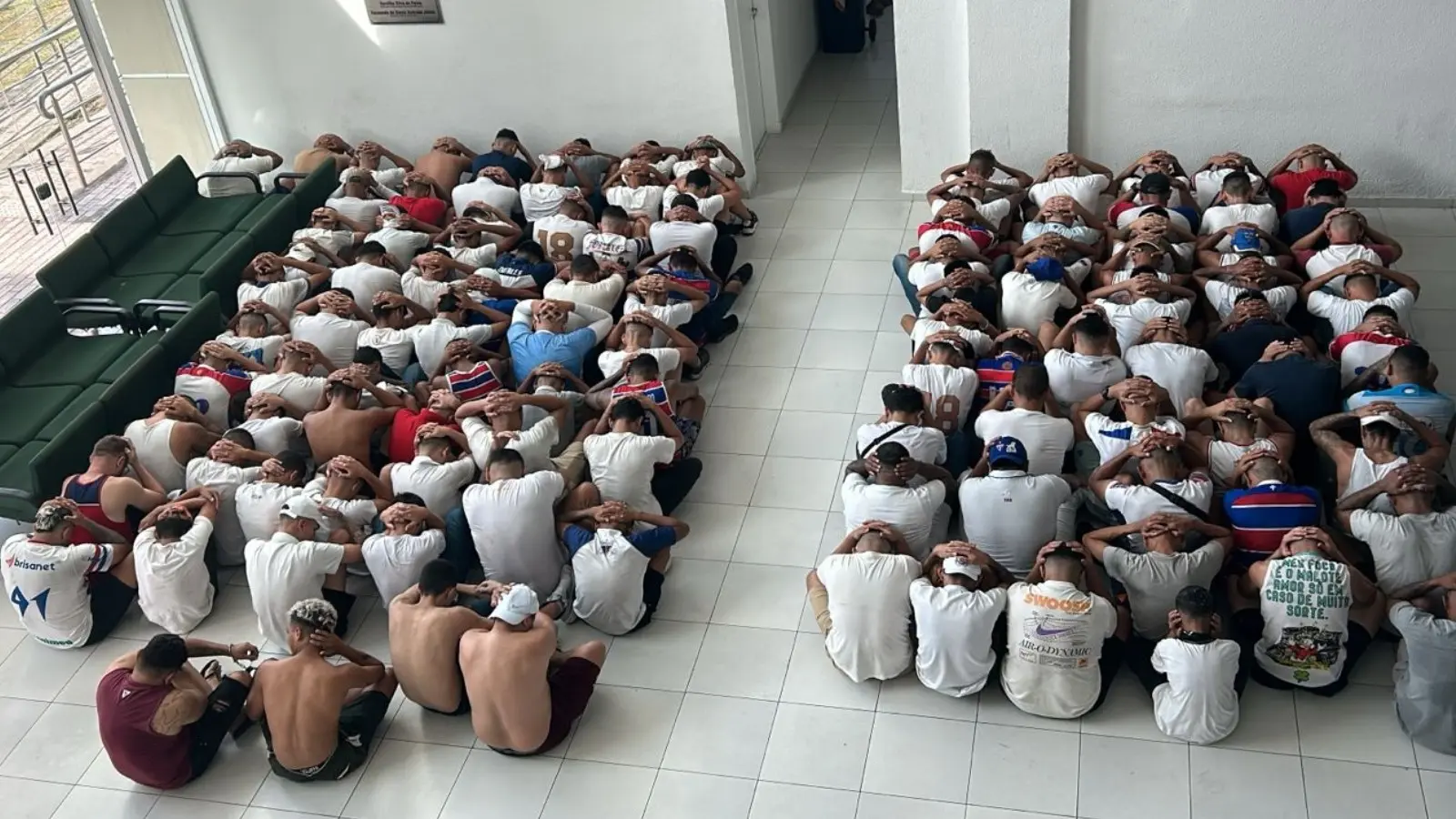 Integrantes de torcidas organizadas foram presos em Fortaleza.