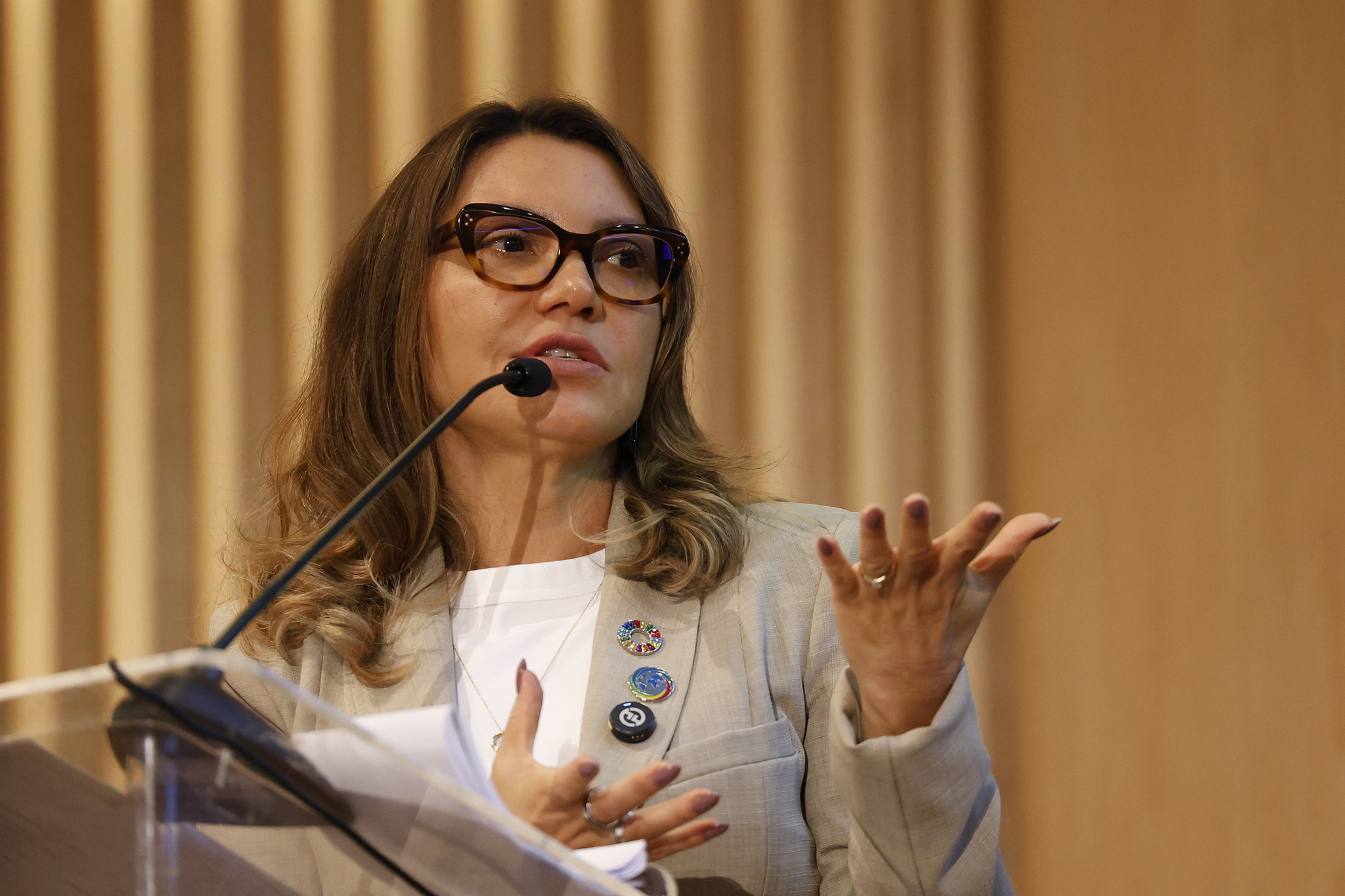 Janja usou voo da FAB para agenda no Rio que incluiu visita à Acadêmicos de Niterói Janja usou voo da FAB para agenda no Rio que incluiu visita à Acadêmicos de Niterói