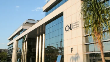 A Corregedoria Nacional de Justiça deu o prazo de cinco dias para que o tribunal e o magistrado prestem esclarecimentos no caso de estupro de vulnerável de menina de 12 anos em MG