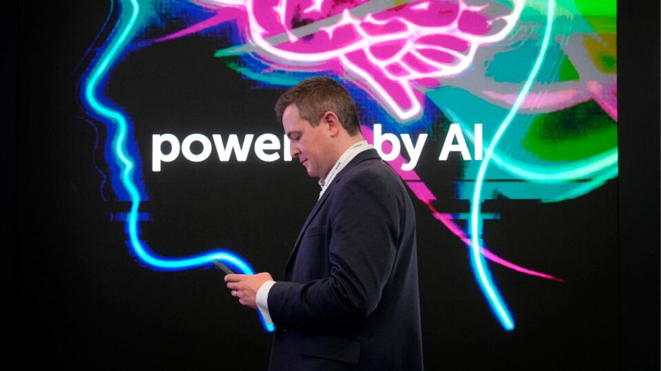 Inteligência Artificial e a gramática a serviço  de César