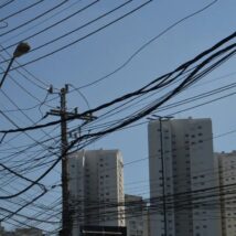 Atratividade ao furto faz com que cobre seja substituído por alumínio em locais expostos. Imagem referente a matéria