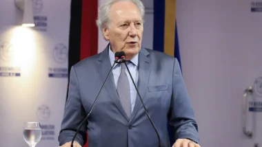 Ex-ministro argumenta que Supremo já está sujeito a outras legislações e vê proposta de Fachin como complementação.