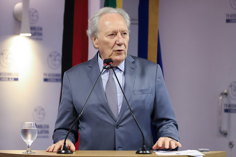 Lewandowski descarta necessidade de código de ética no STF