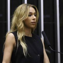 Ideologia de gênero se tornou o tabu inquestionável de nossa época erika hilton processo transfobia