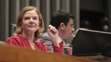 Anúncio de homenagem ocorre logo após reunião com Valdemar Costa Neto e Antonio Rueda que tratou do fim da escala 6x1.