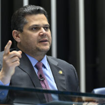 Davi Alcolumbre CPMI Banco Master Dias Toffoli