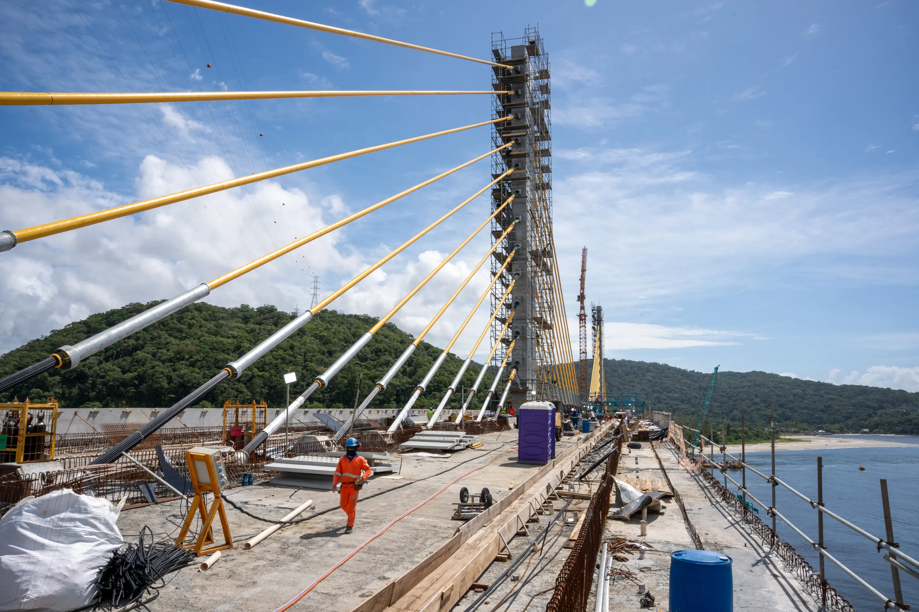 Infraestrutura e mobilidade são um dos cinco eixos estratégicos em que os participantes podem selecionar prioridades e propor sugestões adicionais na consulta ao orçamento do Paraná.