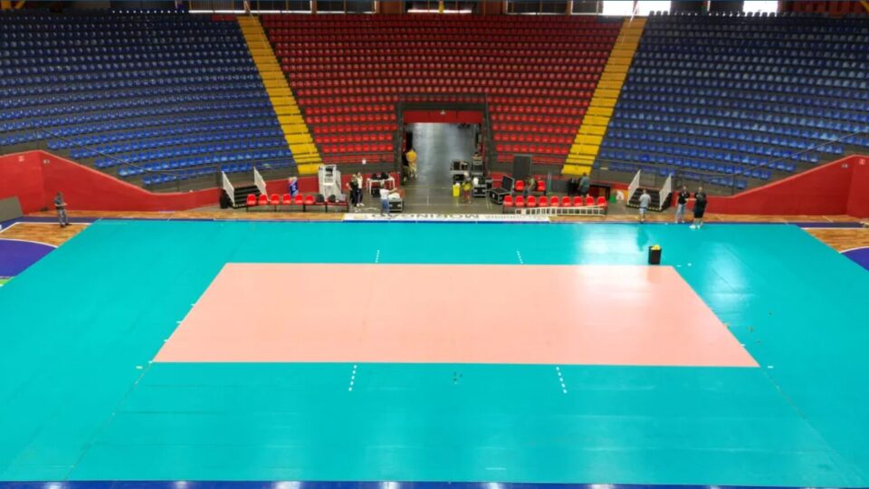 Vereadora tenta impedir atleta trans de jogar Copa Brasil de vôlei em Londrina