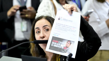 Quebra de sigilos fiscal e bancário de Lulinha geraram confusão e acusações de fraude. Parlamentar vê tentativa de blindagem.