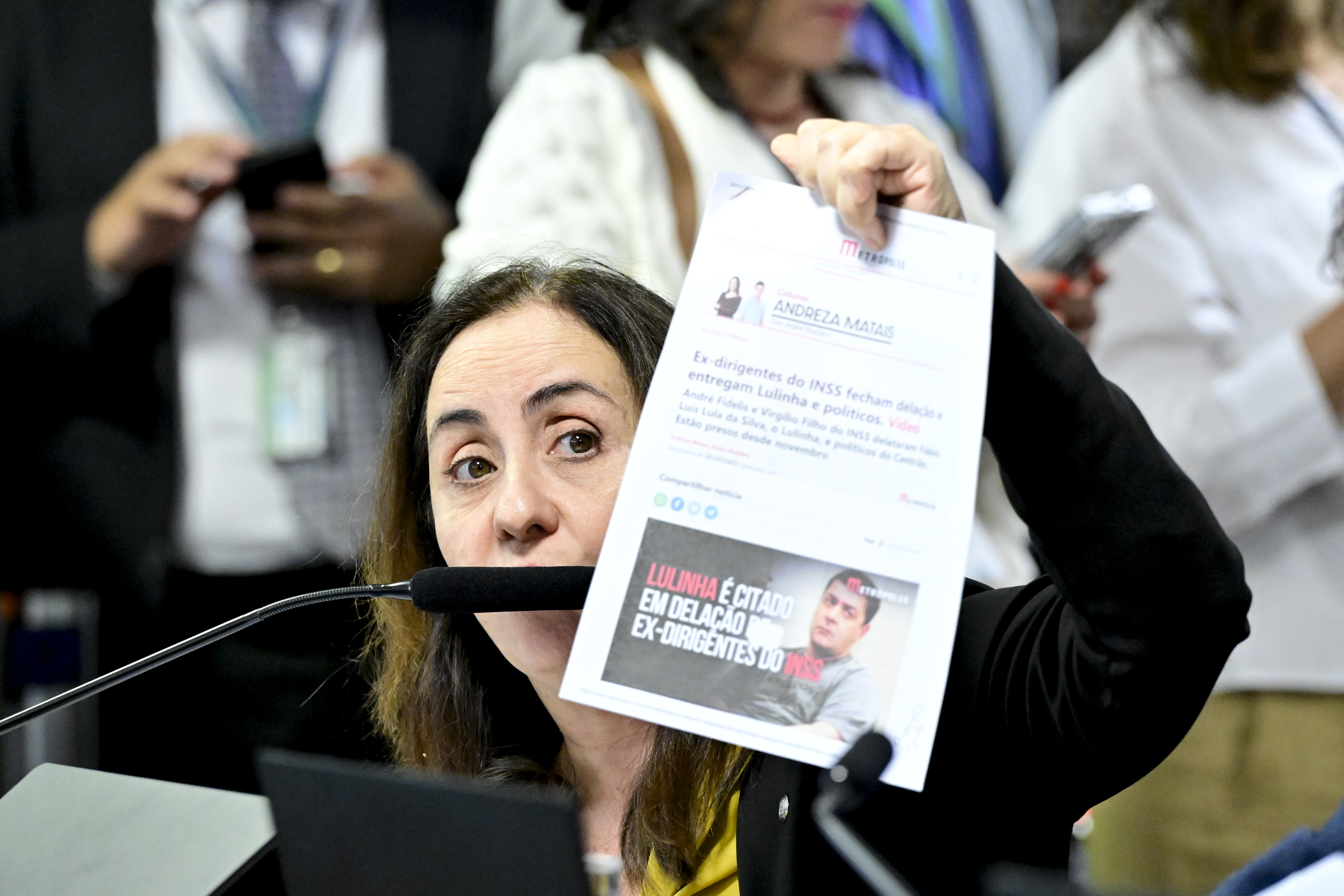 Quebra de sigilos fiscal e bancário de Lulinha geraram confusão e acusações de fraude. Parlamentar vê tentativa de blindagem.