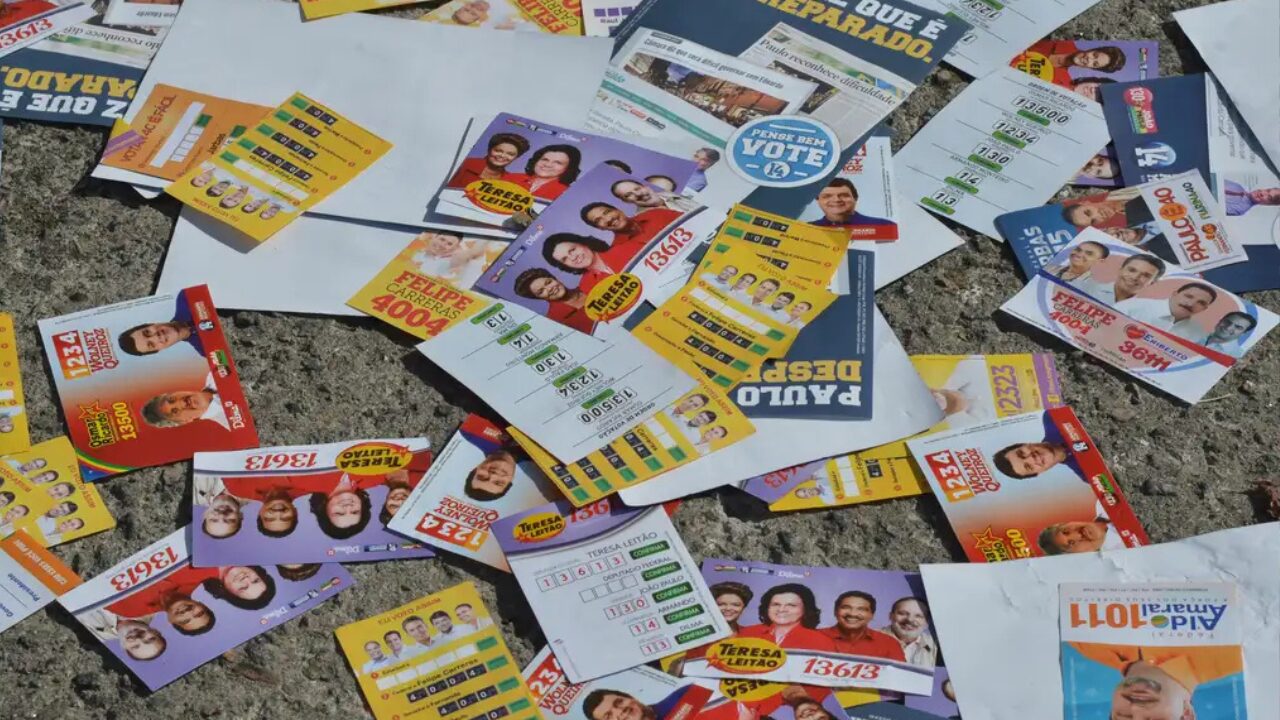 Vinte e três novos partidos correm contra o tempo na busca por um registro no TSE para disputar as eleições deste ano