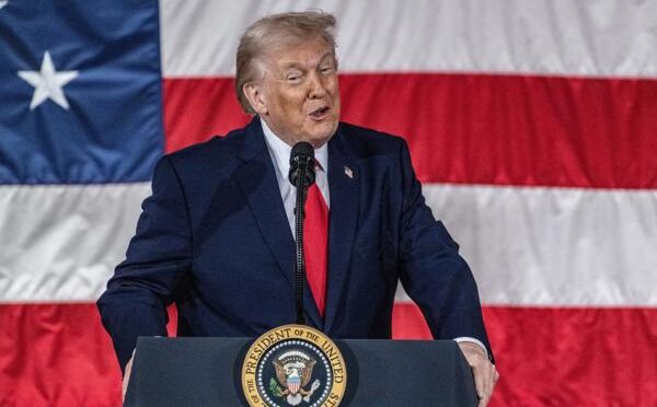 Trump promete destruir programa de mísseis no Irã