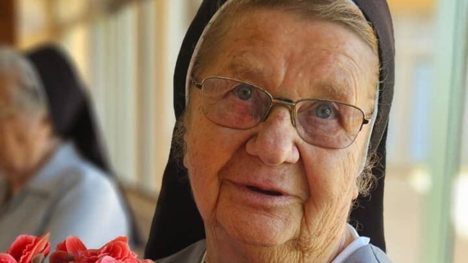 A mundo mundano não está nem aí para a morte da freira Nadia Gavanski: isso é o que eu chamo de martírio!