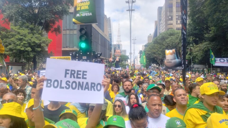 Manifestações do “Acorda, Brasil” têm início em ao menos 3 capitais