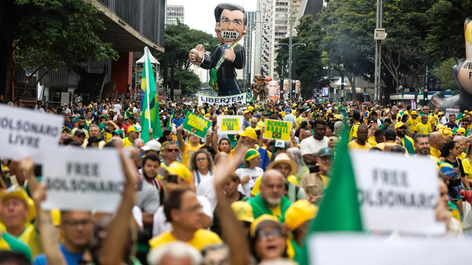 MANIFESTAÇÃO 01/03