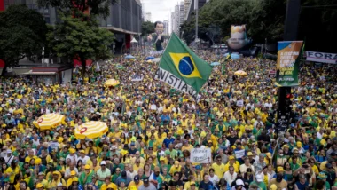Manifestação Avenida Paulista Acorda Brasil Flávio Bolsonaro