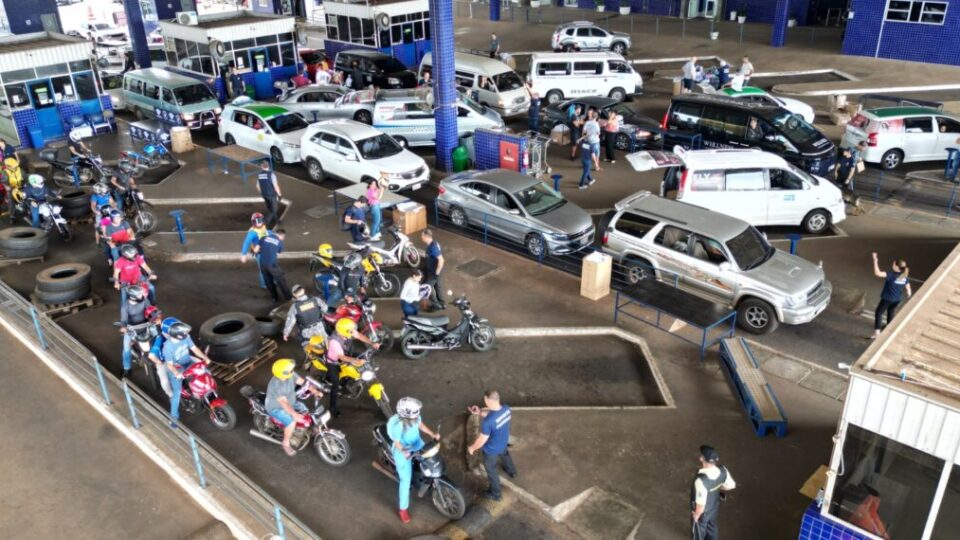 Receita integra controle de cota de US$ 500 em Foz: quem usar em outro lugar não poderá usar na fronteira