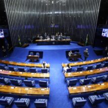 Dança das cadeiras pode reforçar partidos do Centrão até o início de abril. Imagem referente a matéria