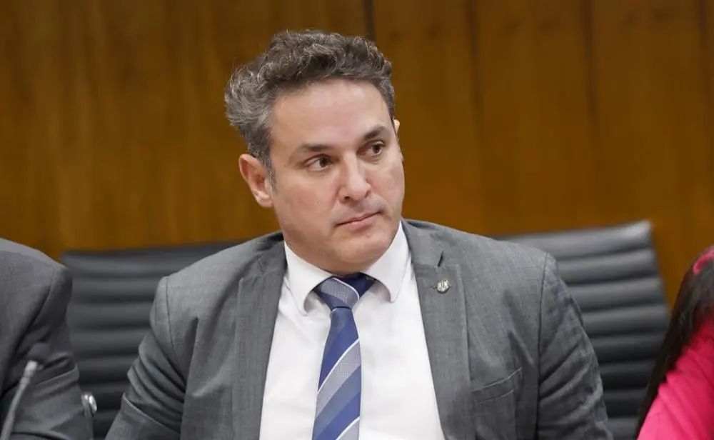 Deputado aparece na liderança em pesquisas de intenção de voto para o Palácio Piratini. Heinze deve ser o vice.