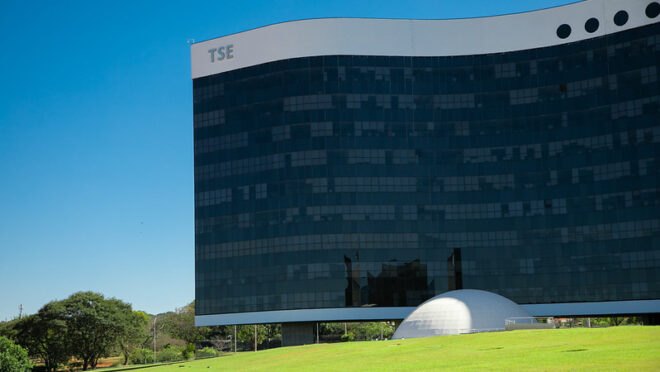 TSE muda regras sobre IA e auditoria de urnas eletrônicas