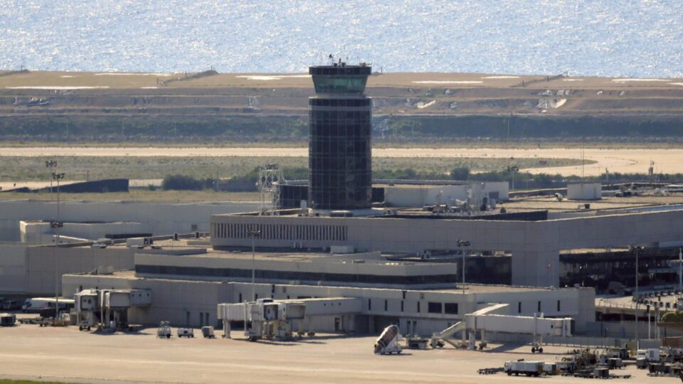 Quarto dia de guerra: Israel mantém ataques em Teerã e Líbano enquanto o Irã mira o Golfo