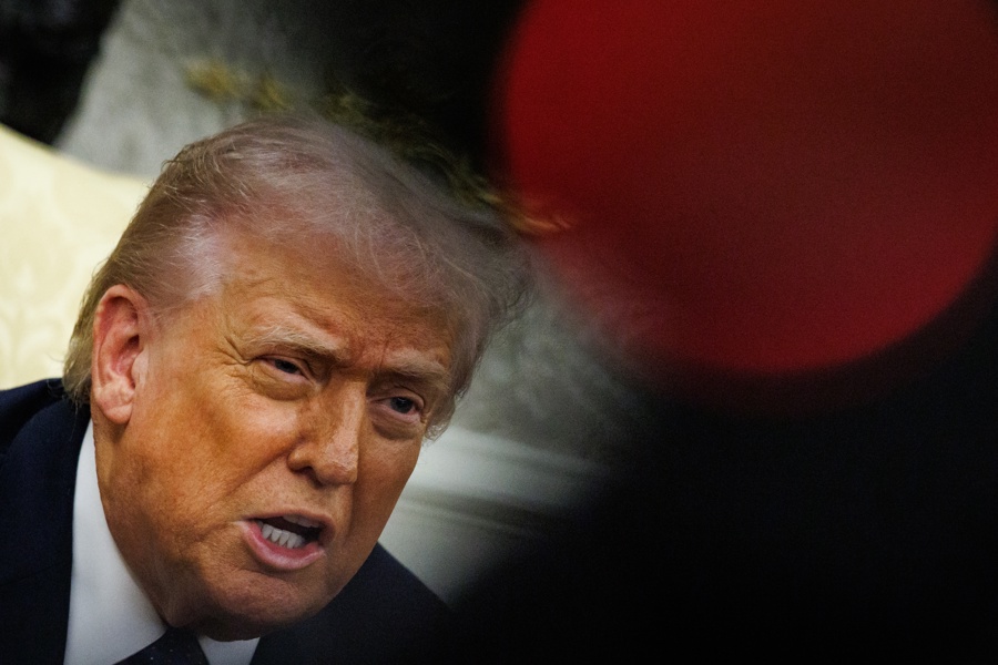 Indústria Bélica dos EUA opera sob ordens emergenciais, diz Trump