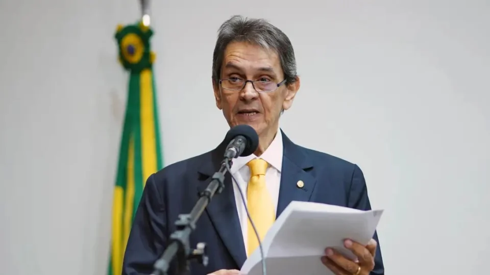 Roberto Jefferson teve seu cumprimento de pena iniciado recentemente, mas já cumpria prisão domiciliar.