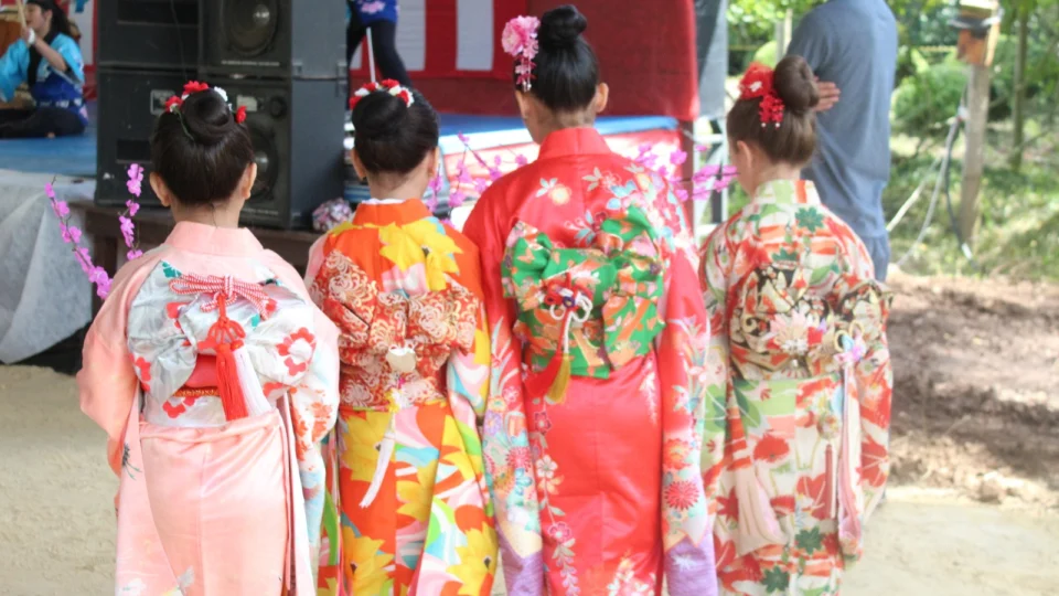 Cultura japonesa está enraizada na pequena cidade brasileira de Frei Rogério.