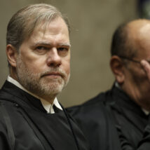 Dias Toffoli e Gilmar Mendes no plenário do STF Imagem referente a matéria