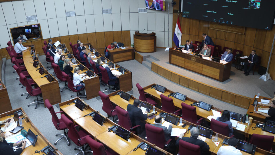 Senado do Paraguai aprova acordo que autoriza presença militar dos EUA