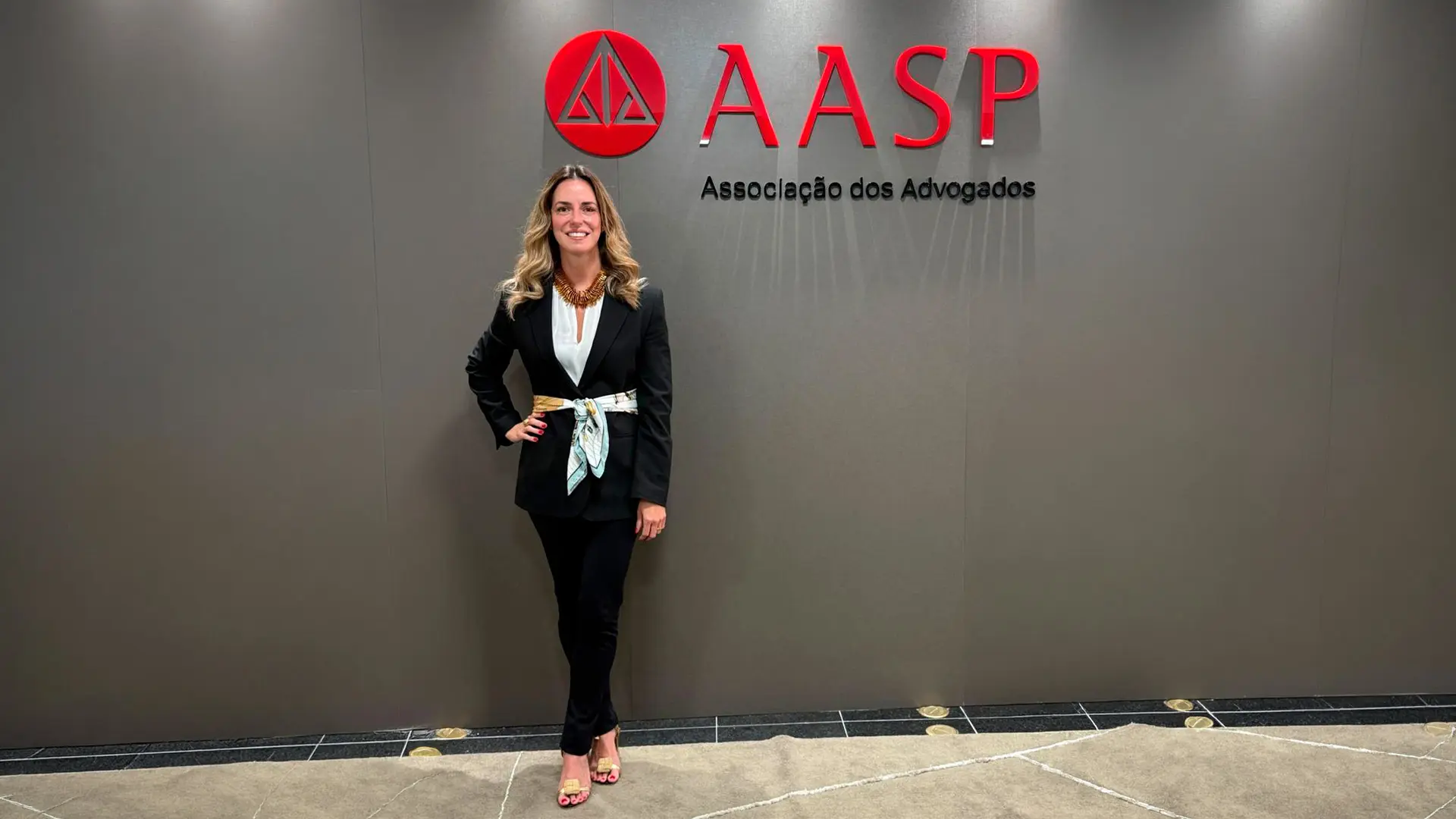 Eleita presidente da AASP – Associação dos Advogados, Paula Lima Hyppolito Oliveira representa um marco para a liderança feminina na maior associação da Advocacia da América Latina.