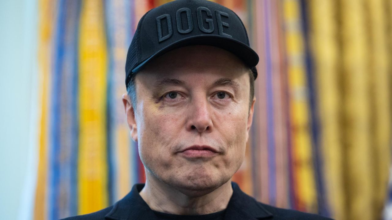 O plano de Warren Buffett – apoiado por Musk – para zerar a dívida pública em 5 minutos