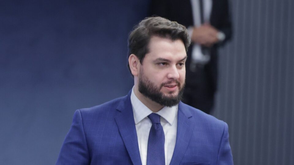 Após pressão, presídio reforça segurança de Filipe Martins