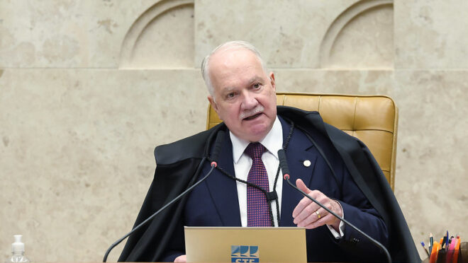 Fachin diz que Justiça não pode ficar “aprisionada” a interesses econômicos