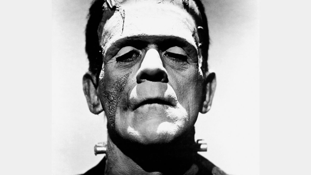 Boris Karloff como Frankenstein, em adaptação para o cinema.