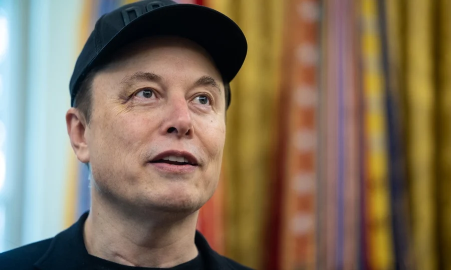 Musk foi acusado de permitir publicações em perfis bloqueados por ordem de Moraes. Gonet viu apenas falha técnica.