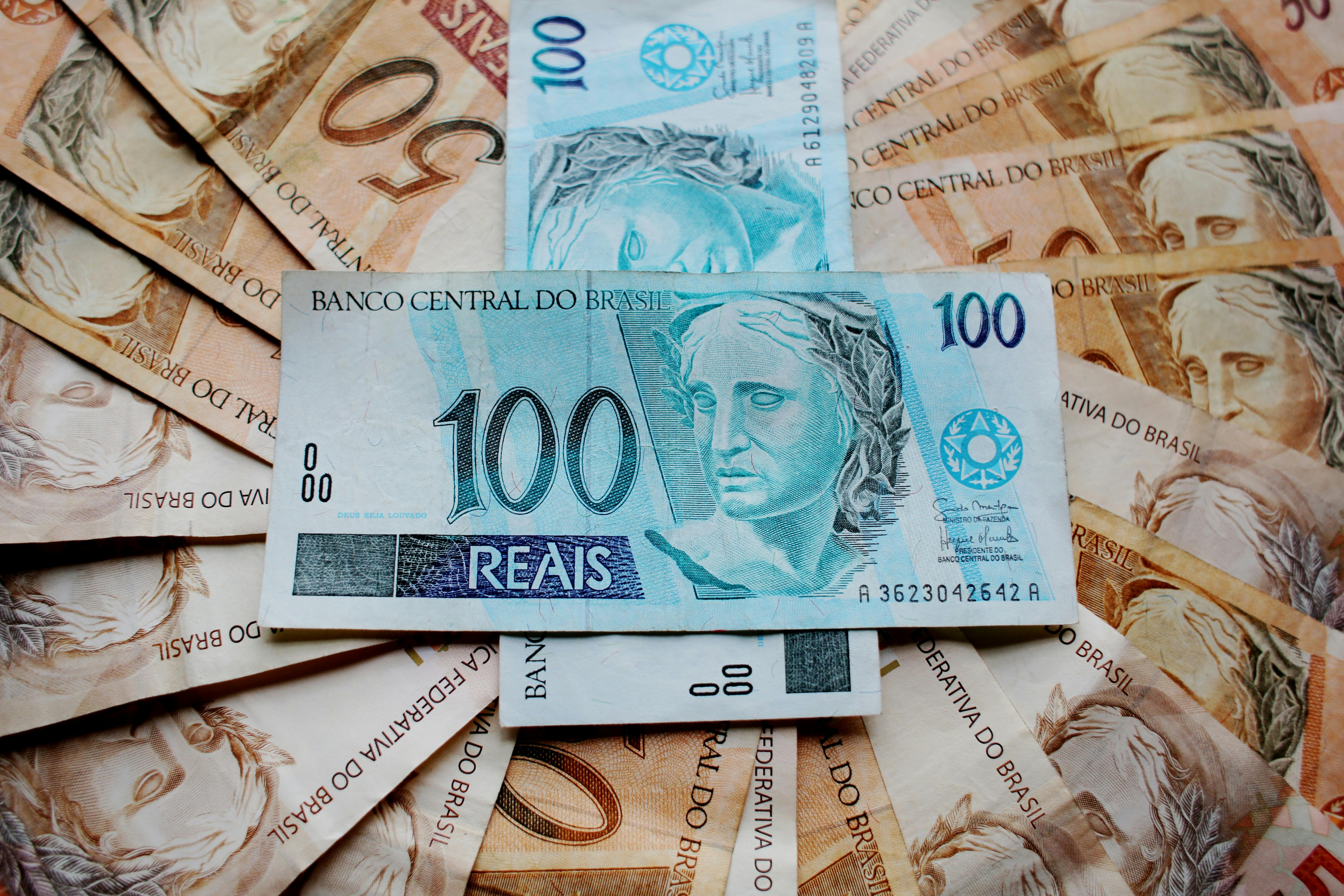 Economista explica se vale a pena investir no Tesouro Direto.