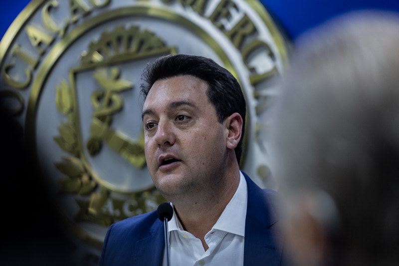 Ratinho Jr. recebe pressão do PL para definição de aliança.