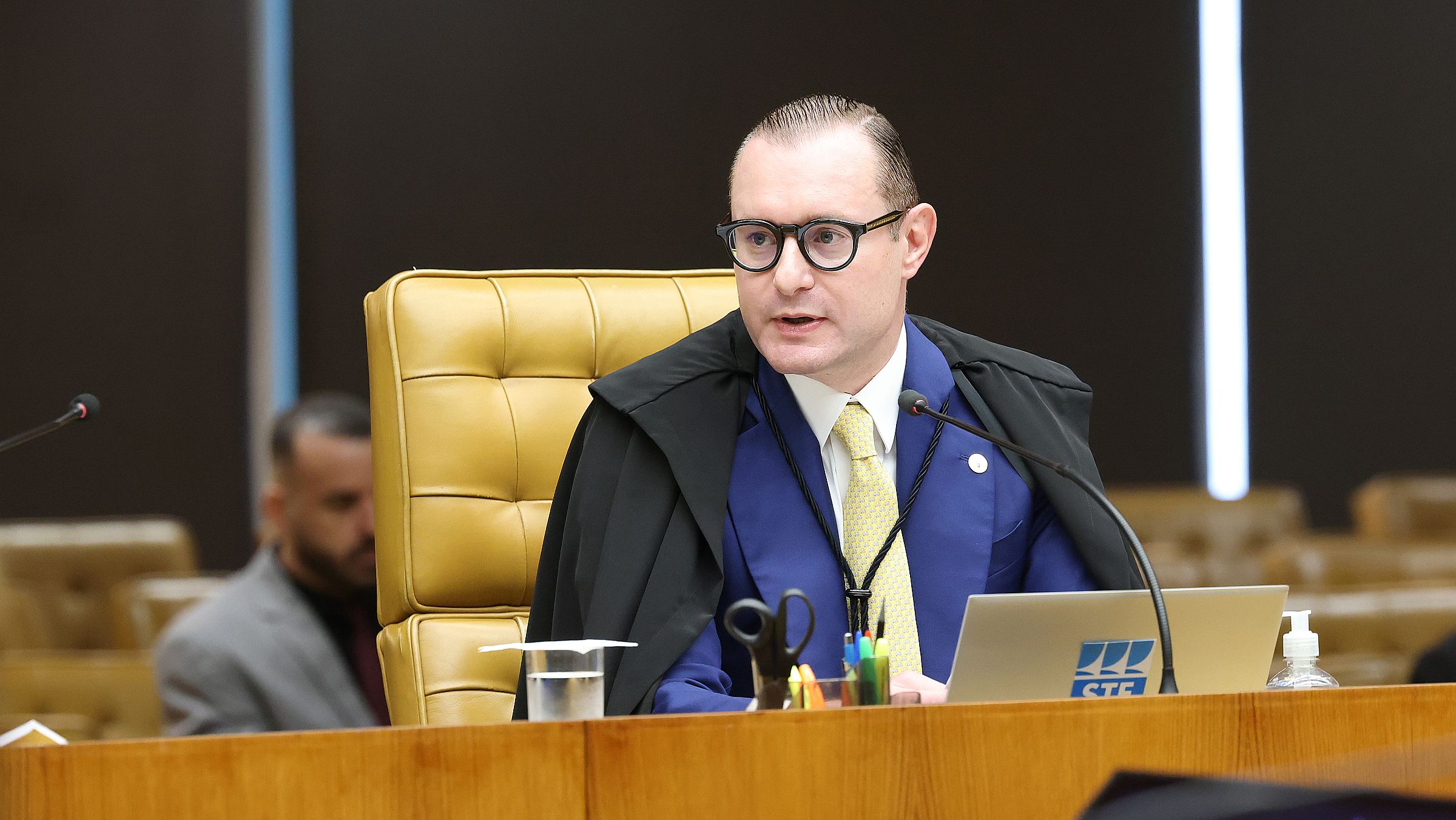 Zanin rejeitou pedido para obrigar Hugo Motta a abrir a CPI do Banco Master na Câmara.