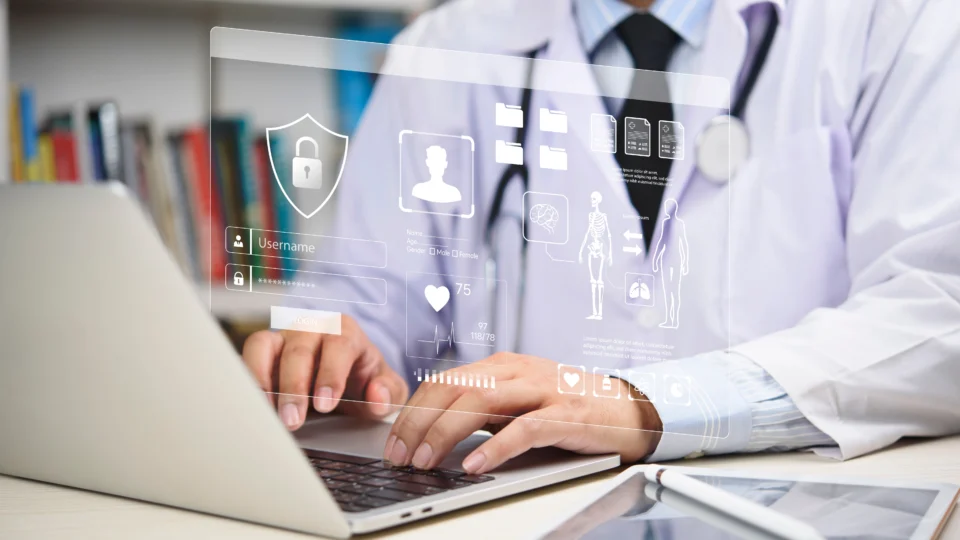 Tecnologia desenvolvida por empresa paranaense ajuda hospitais a automatizar faturamento e ganhar eficiência na gestão administrativa.